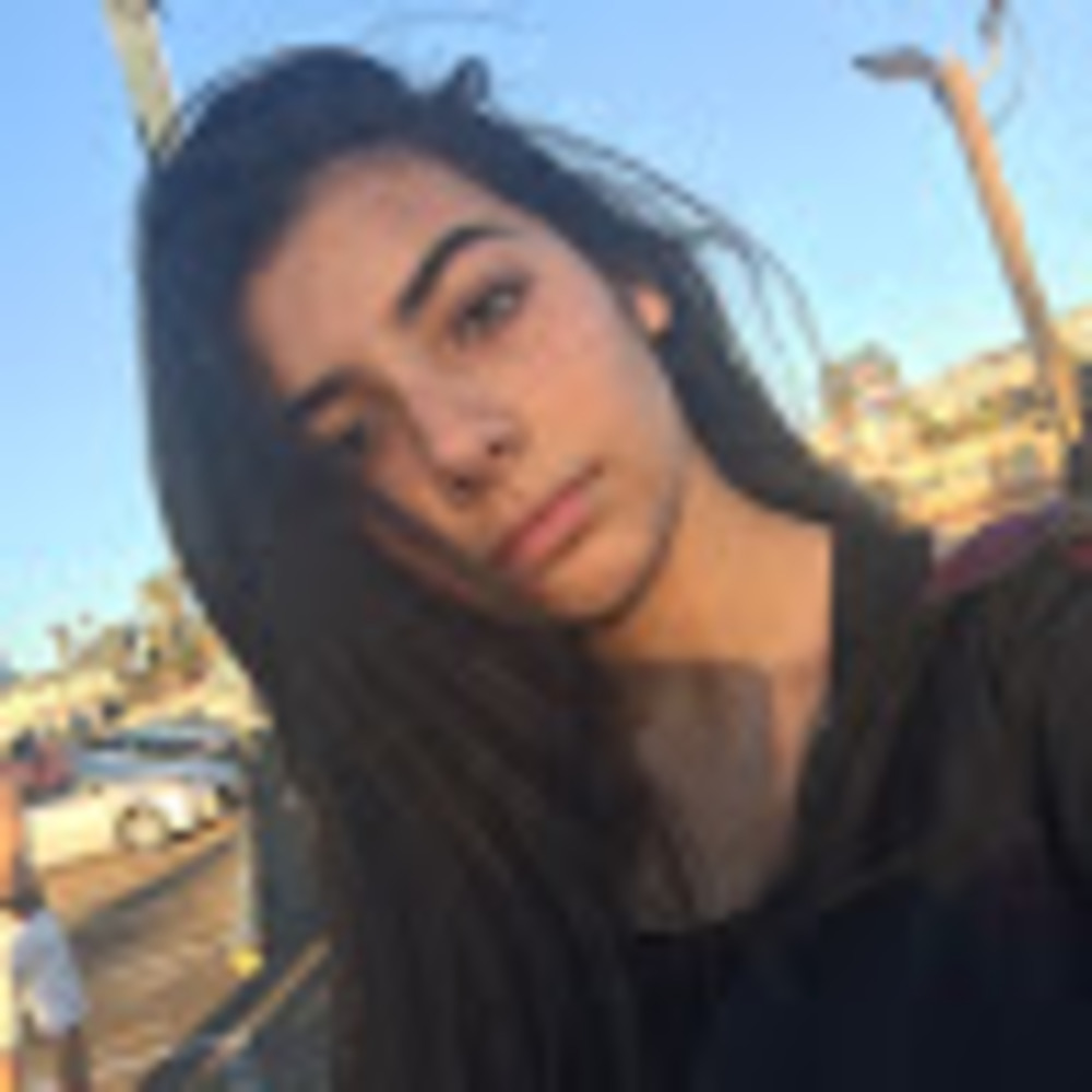 Meet your Posher, Emna